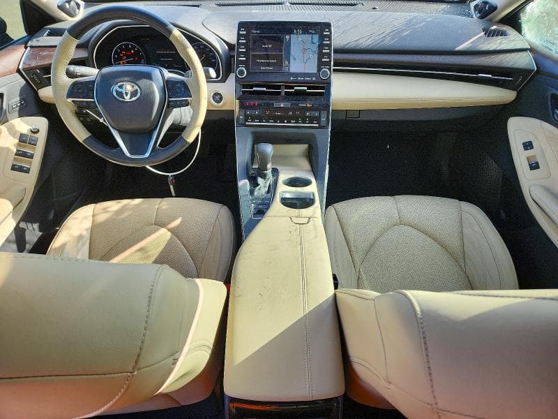 2019 TOYOTA AVALON LIMITED 8