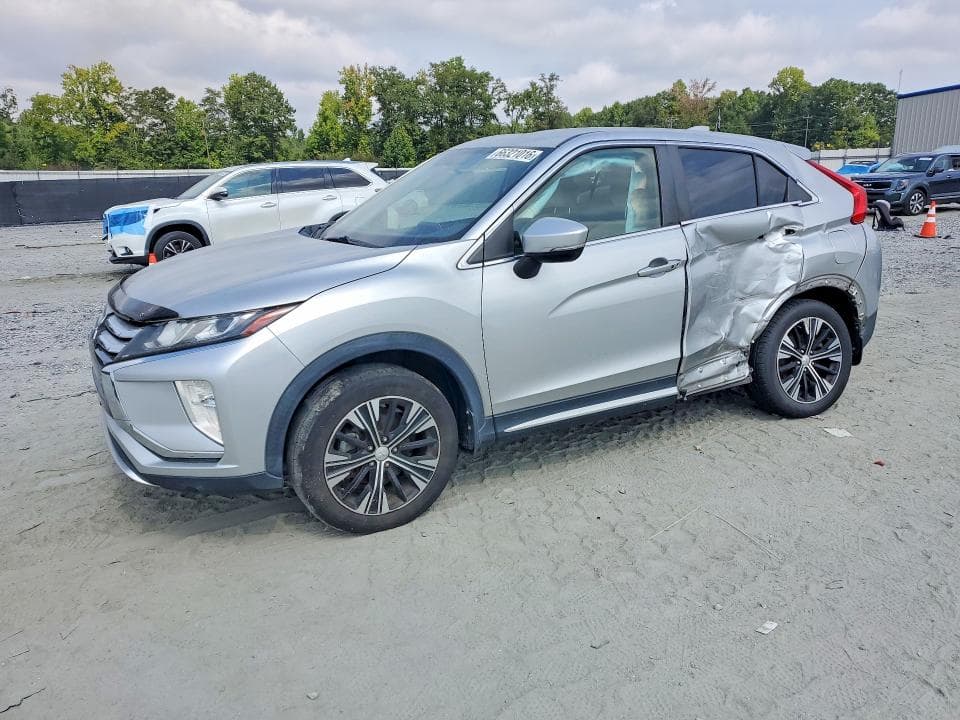 2018 MITSUBISHI ECLIPSE CROSS SE - 1