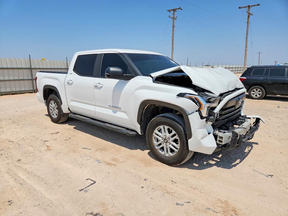2026 TOYOTA TUNDRA SR5 4
