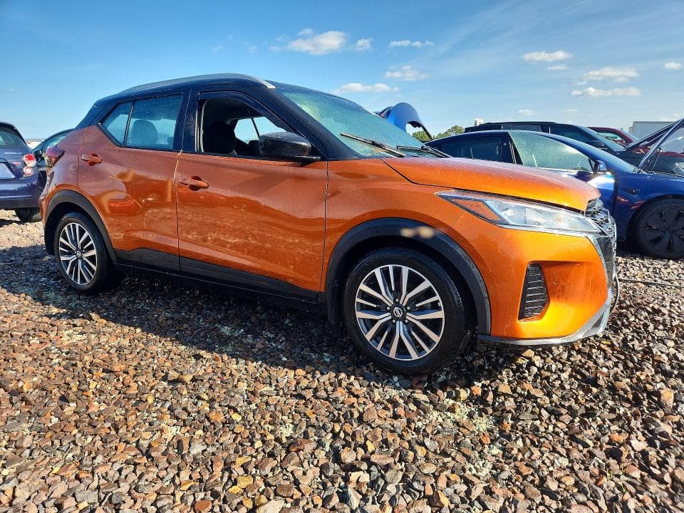 2021 NISSAN KICKS SV 4