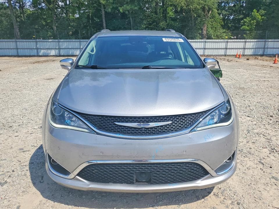 2018 CHRYSLER PACIFICA LIMITED 5