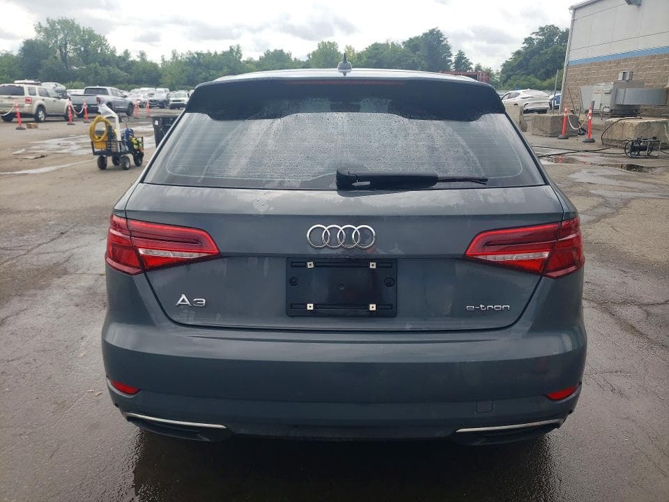 2017 AUDI A3 E-TRON PREMIUM 6