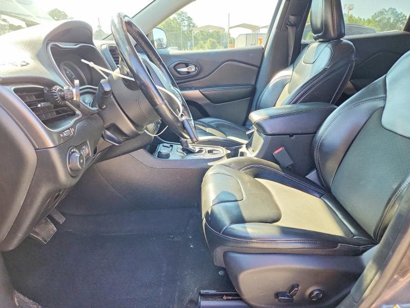 2019 JEEP CHEROKEE LATITUDE PLUS 7