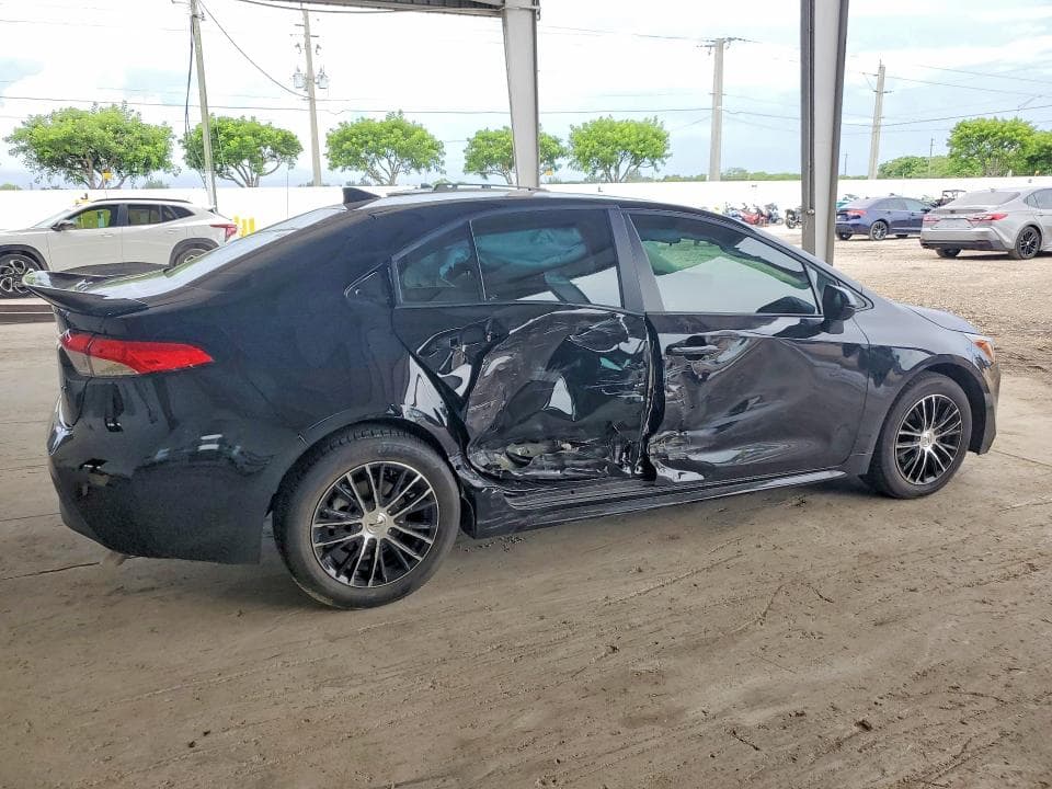 2026 TOYOTA COROLLA LE 3
