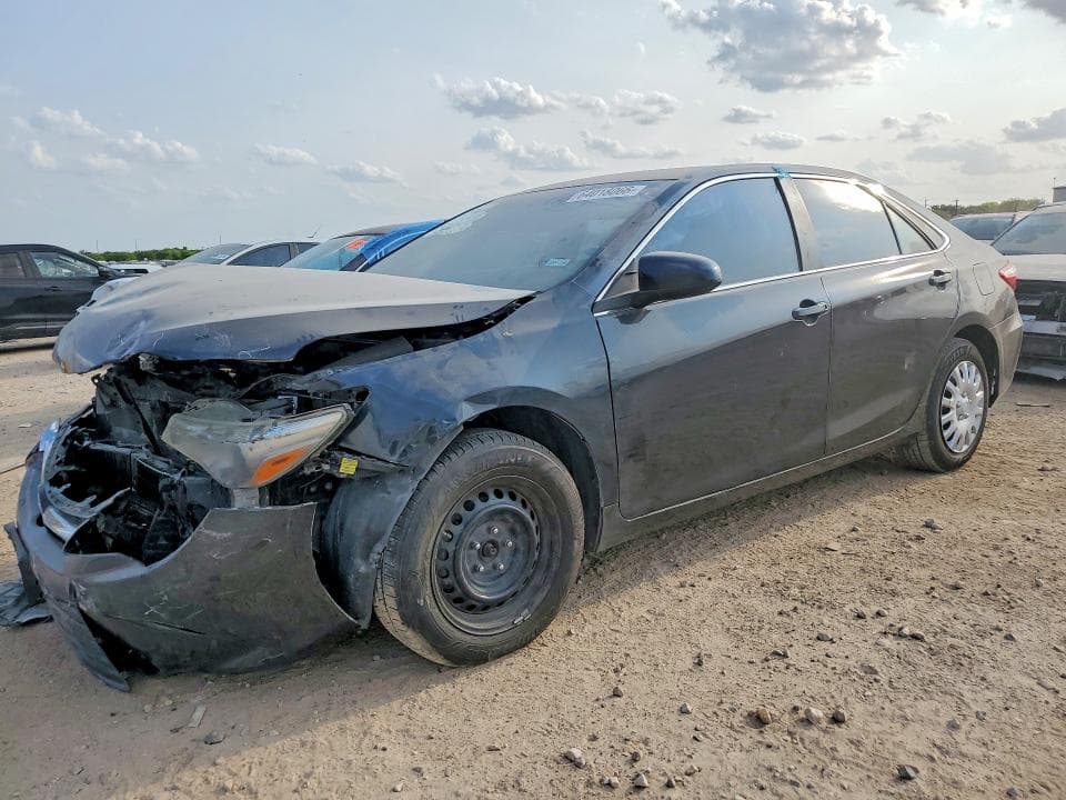 2017 TOYOTA CAMRY LE