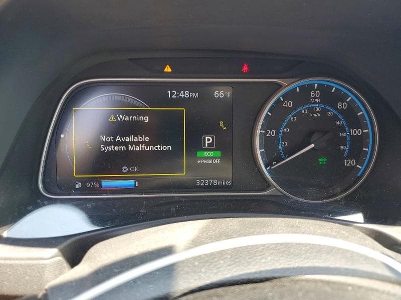2025 NISSAN LEAF S 9