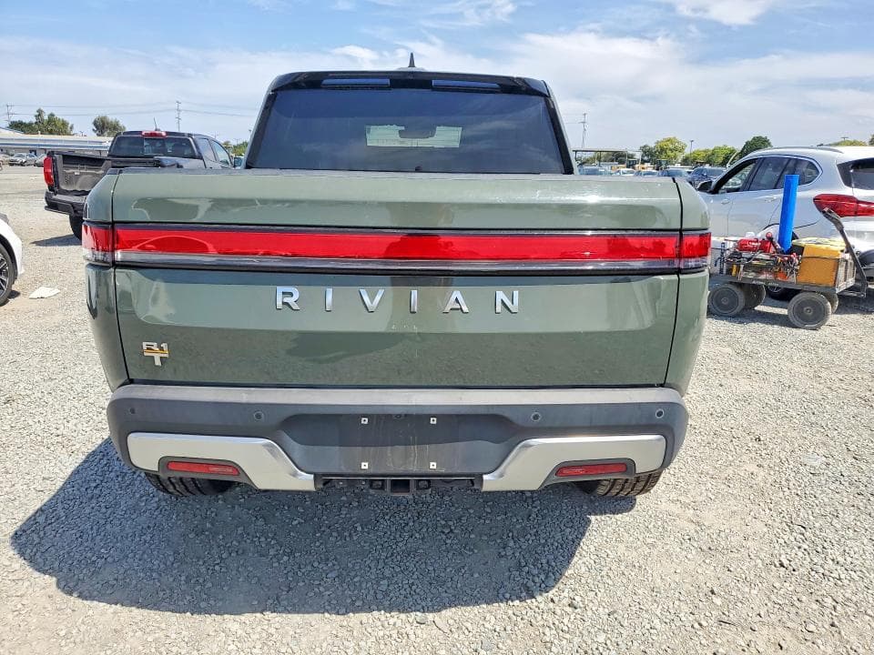 2022 RIVIAN R1T LAUNCH EDITION 6