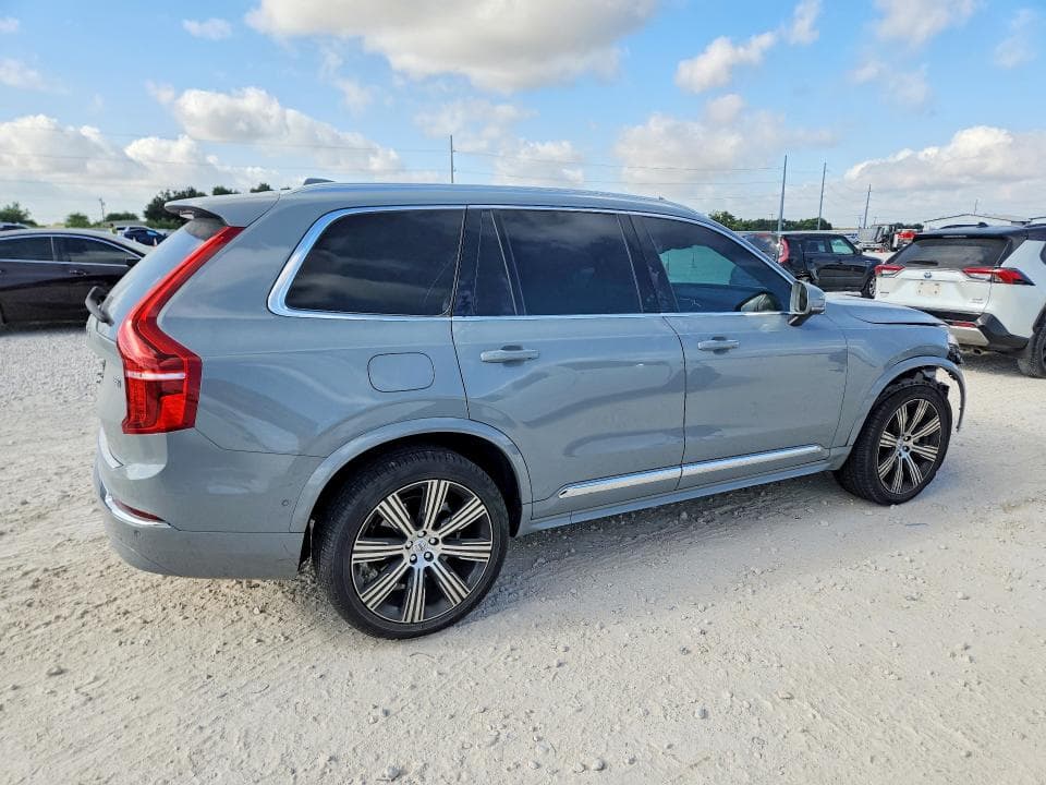 2024 VOLVO XC90 PLUS 3