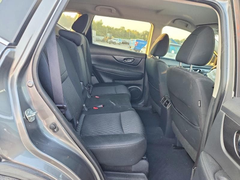2019 NISSAN ROGUE S 11