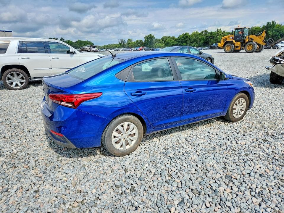 2021 HYUNDAI ACCENT SE 3