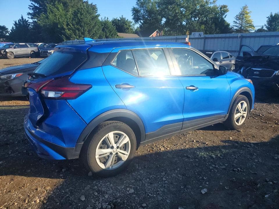 2024 NISSAN KICKS S 3