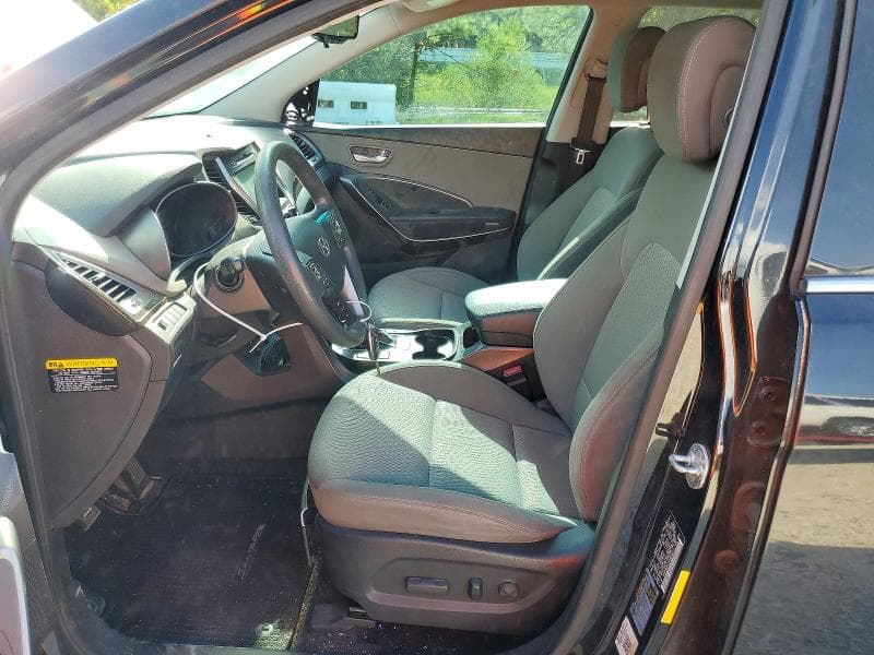 2017 HYUNDAI SANTA FE SE 7