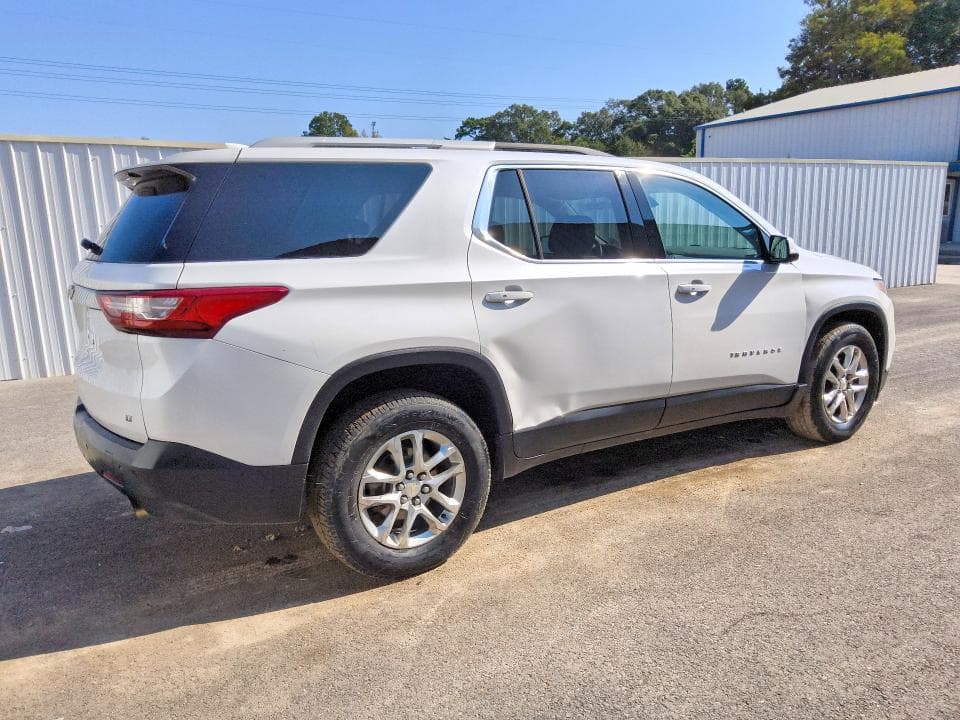 2018 CHEVROLET TRAVERSE LT 3