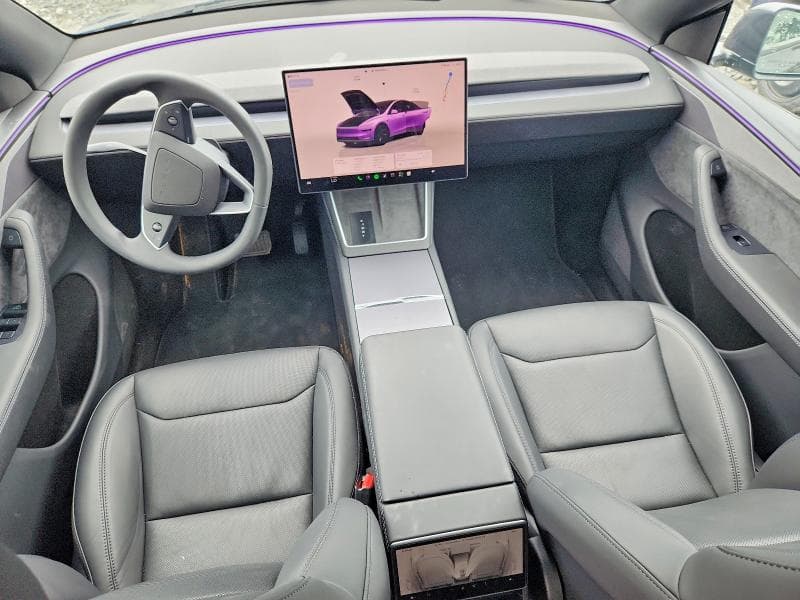 2026 TESLA MODEL Y 8