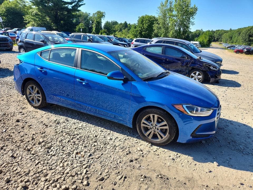 2018 HYUNDAI ELANTRA SEL 4