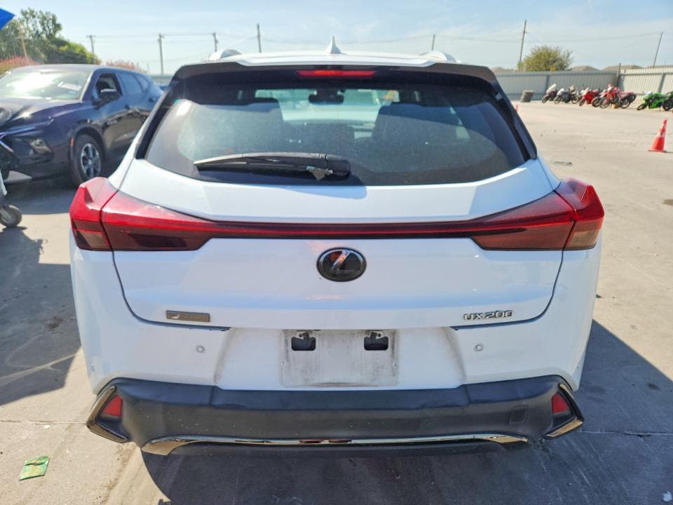 2019 LEXUS UX 200 6