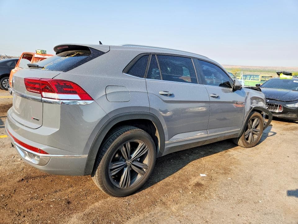 2021 VOLKSWAGEN ATLAS CROSS SPORT SE 3