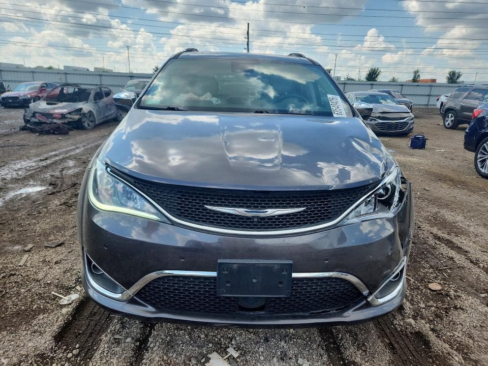2017 CHRYSLER PACIFICA LIMITED 5