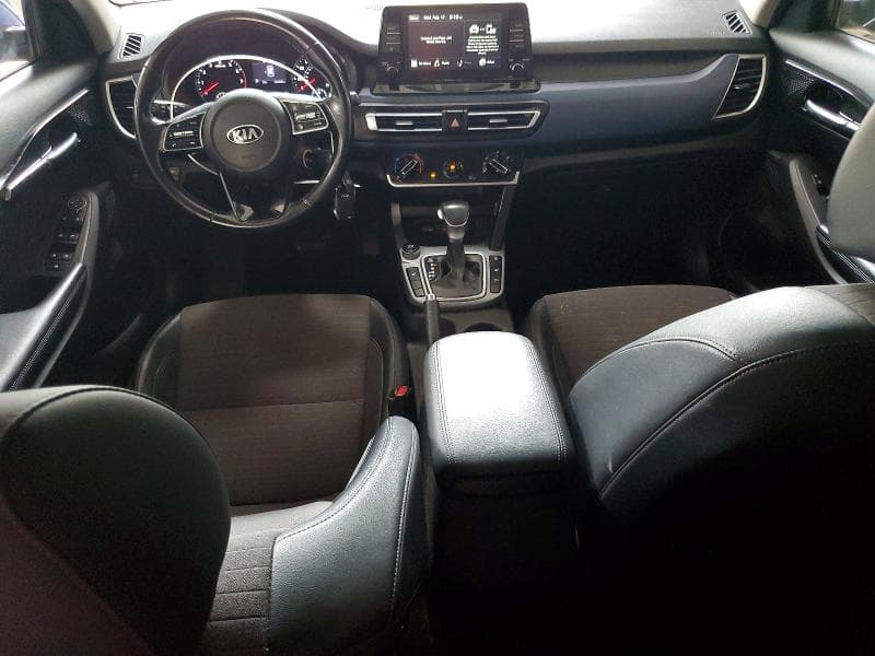 2021 KIA SELTOS S 8