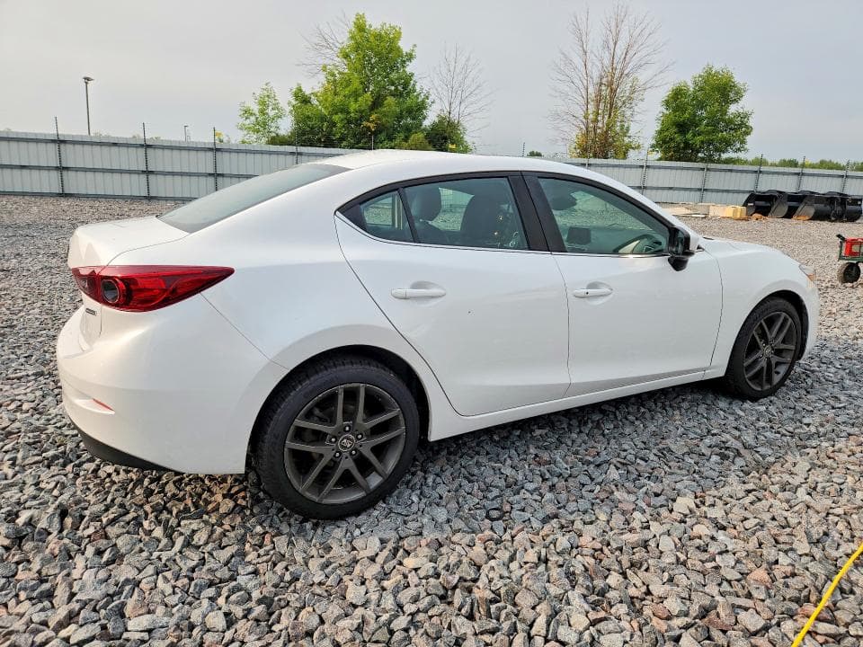 2017 MAZDA 3 TOURING 3