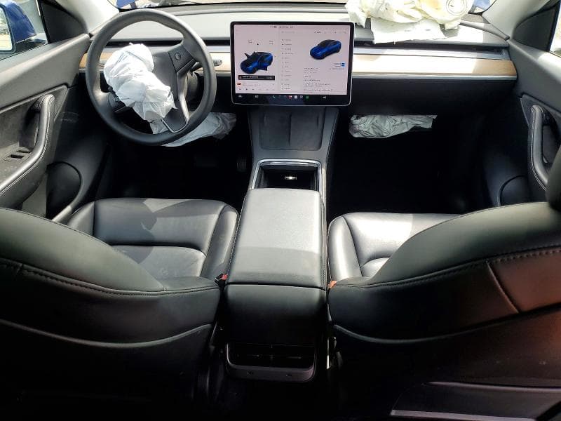 2021 TESLA MODEL Y 8