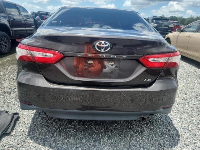 2018 TOYOTA CAMRY LE 6