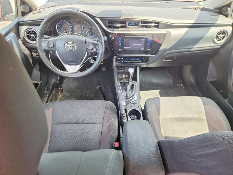 2018 TOYOTA COROLLA LE 8