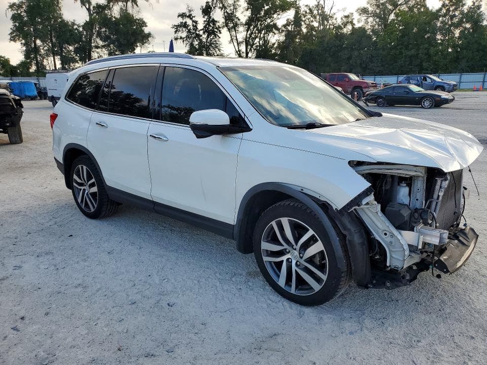 2017 HONDA PILOT TOURING 4