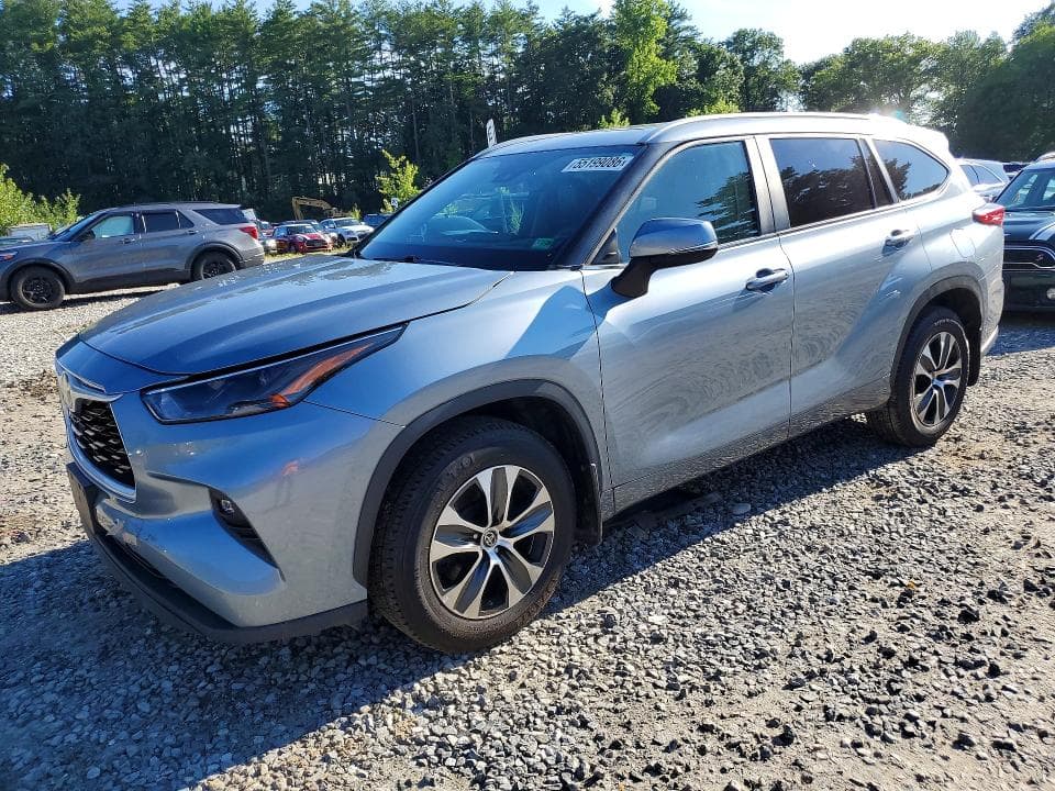 2023 TOYOTA HIGHLANDER XLE - 1