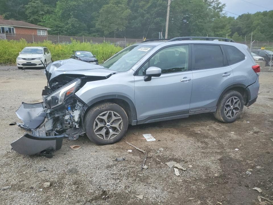 2022 SUBARU FORESTER PREMIUM