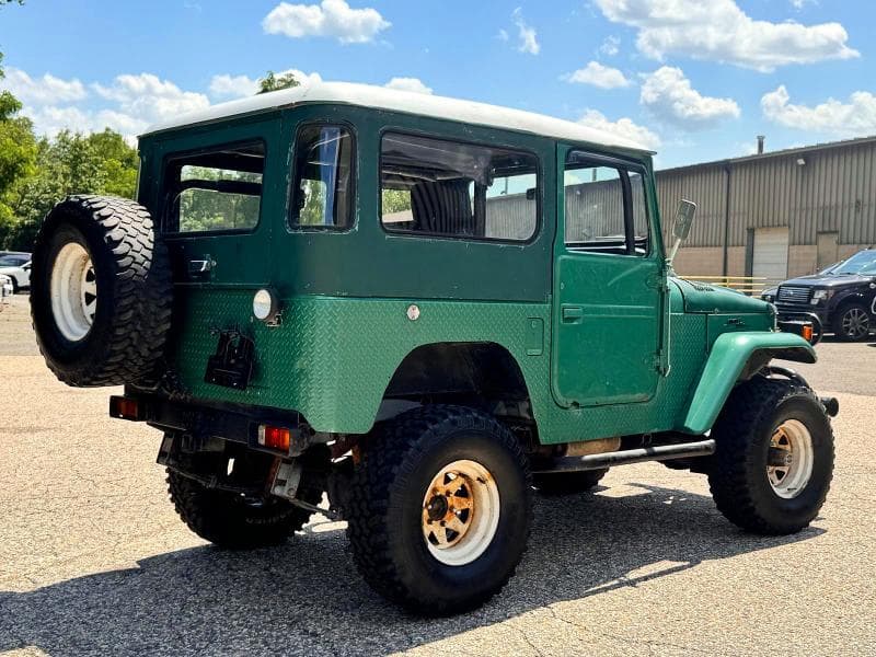 1977 TOYOTA FJ CRUISER 4