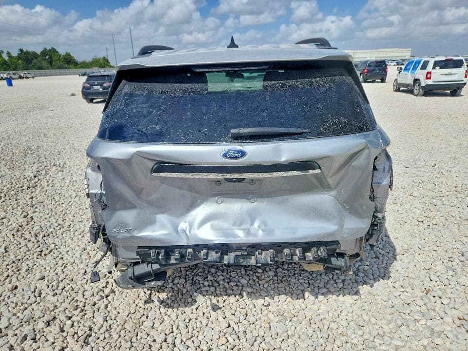 2022 FORD EXPLORER XLT 6