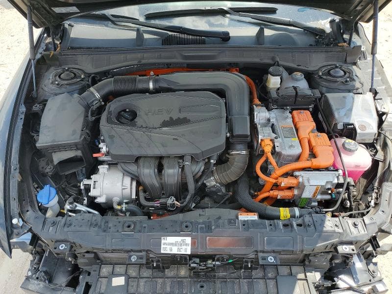 2025 HYUNDAI SONATA HYBRID LIMITED 11