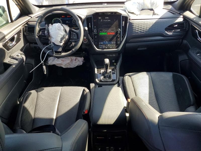 2025 SUBARU FORESTER TOURING 8