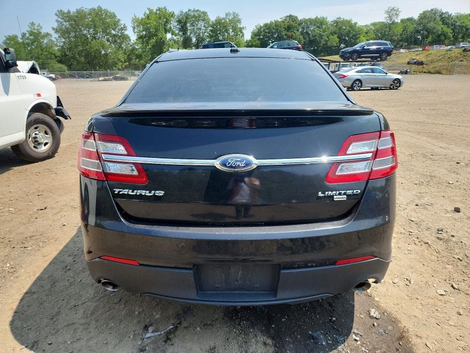 2018 FORD TAURUS LIMITED 6