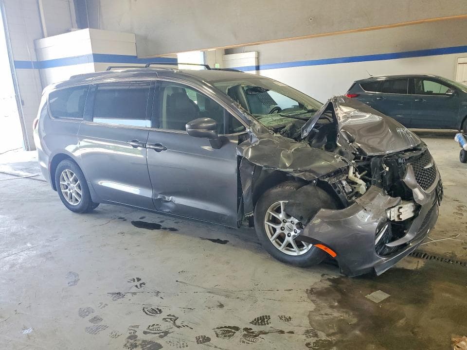 2021 CHRYSLER PACIFICA TOURING L 4