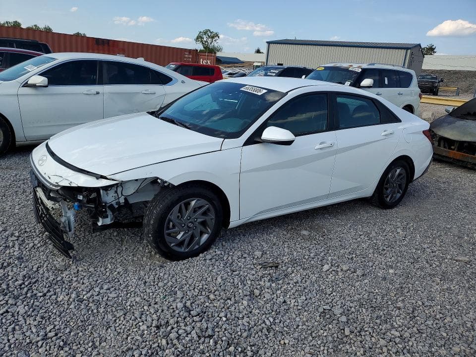 2024 HYUNDAI ELANTRA SEL - 1
