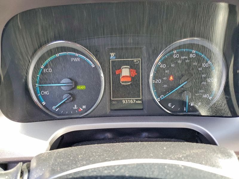 2017 TOYOTA RAV4 HYBRID XLE 9
