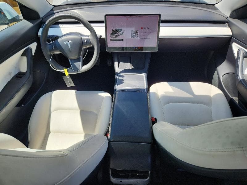 2021 TESLA MODEL 3 8