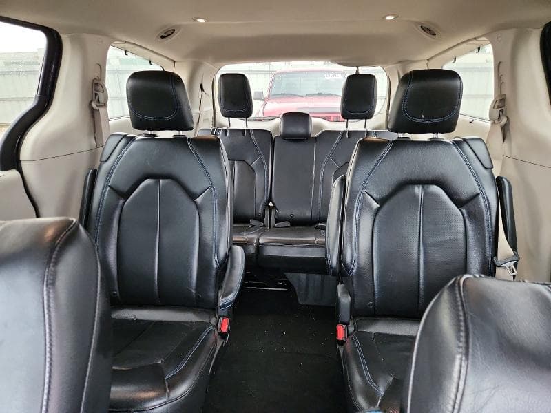 2021 CHRYSLER PACIFICA TOURING L 10