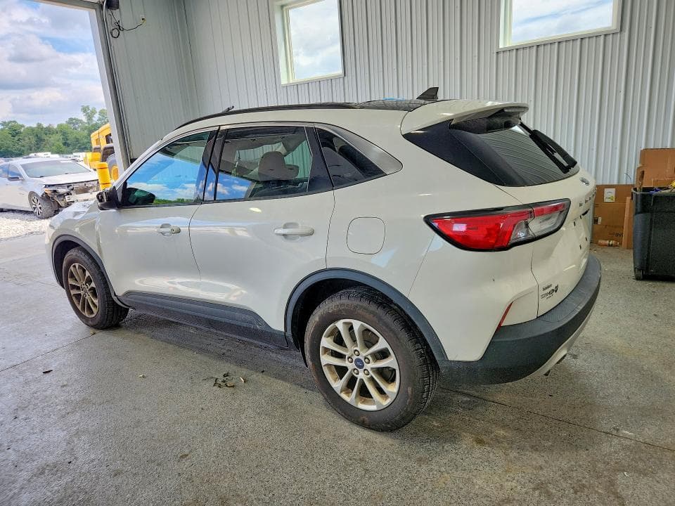 2021 FORD ESCAPE SE 2