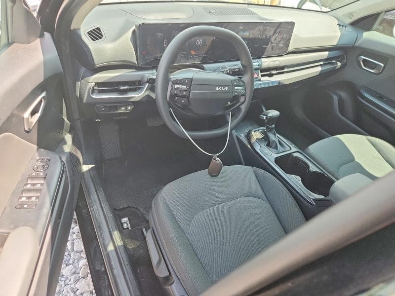 2025 KIA K4 LXS 8