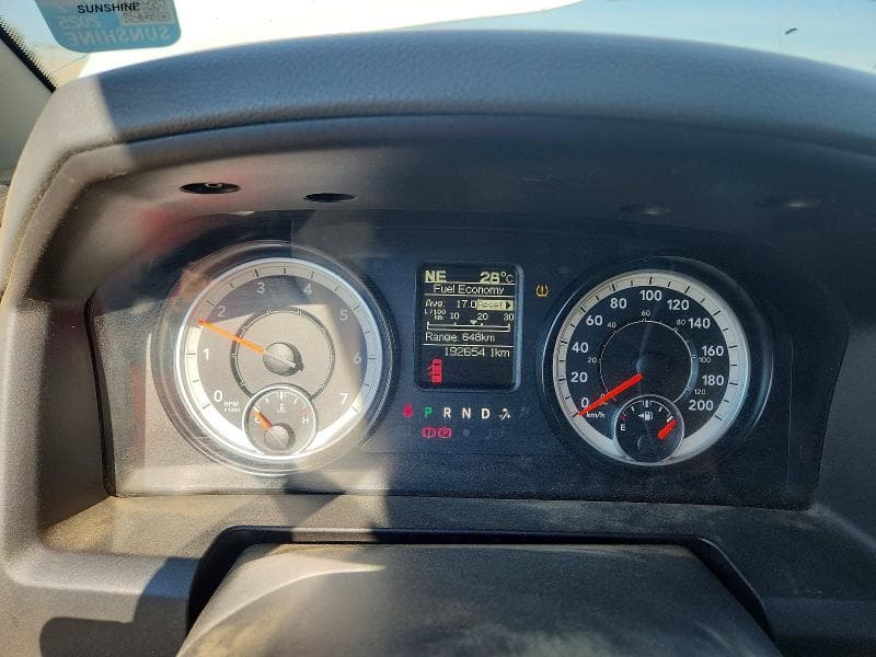 2017 RAM 1500 SLT 9