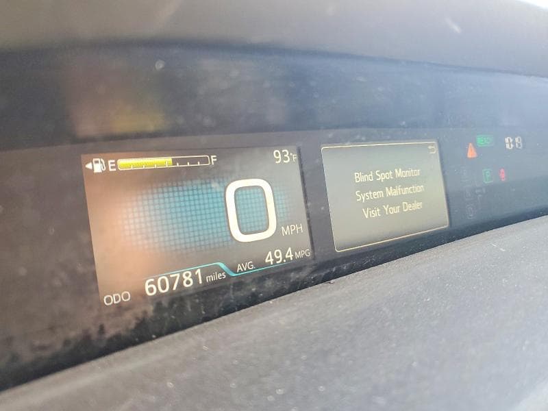 2019 TOYOTA PRIUS LE 9