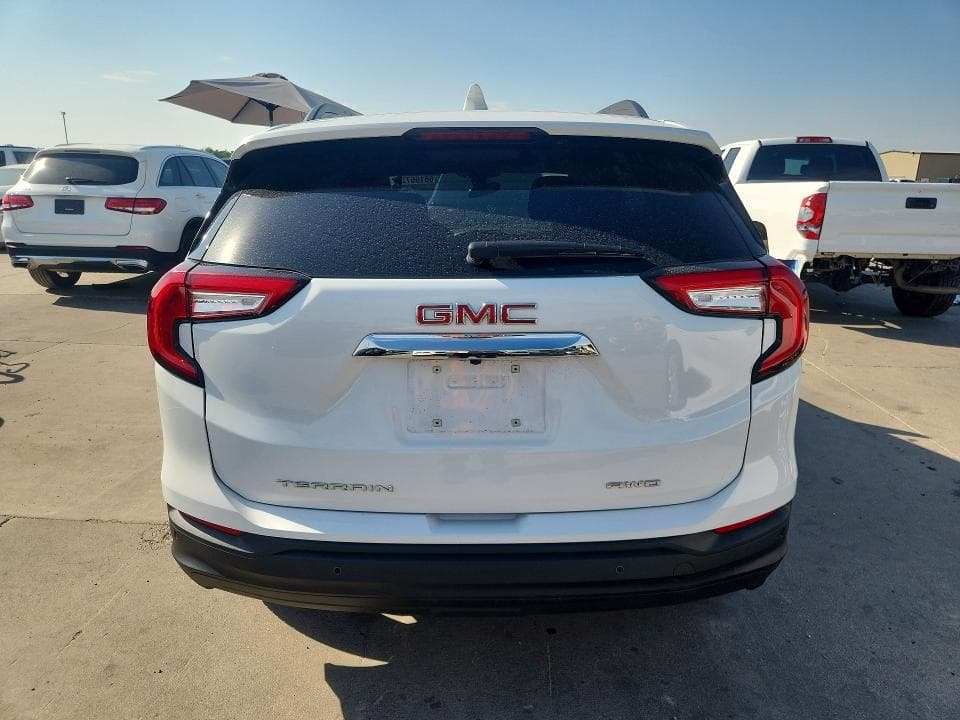 2024 GMC TERRAIN SLE 6