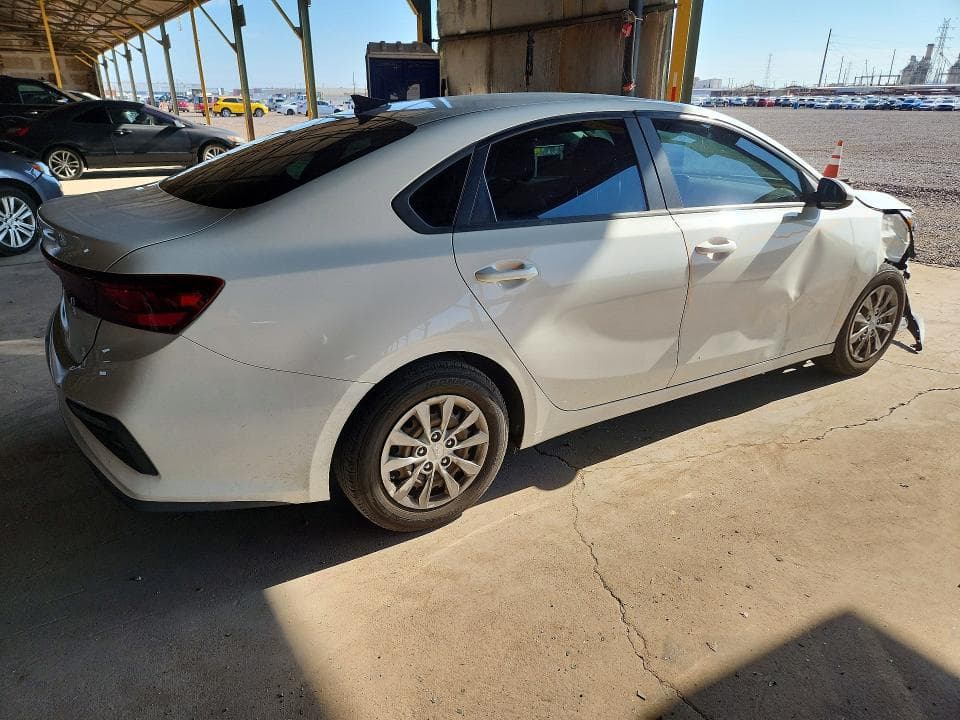 2021 KIA FORTE FE 3