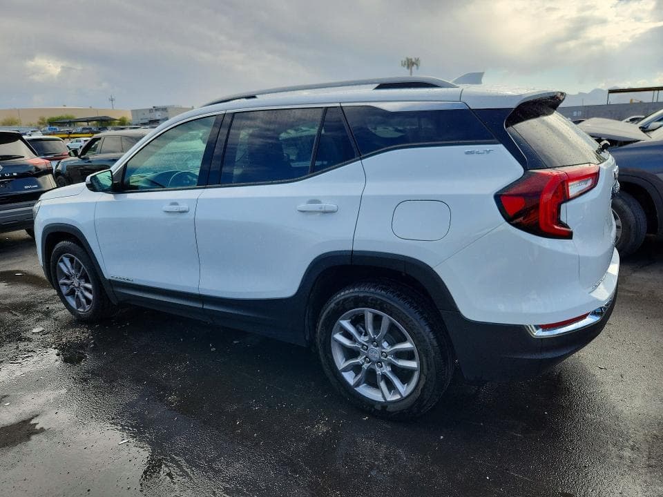 2022 GMC TERRAIN SLT 2
