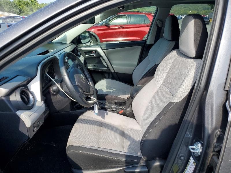2018 TOYOTA RAV4 XLE 7