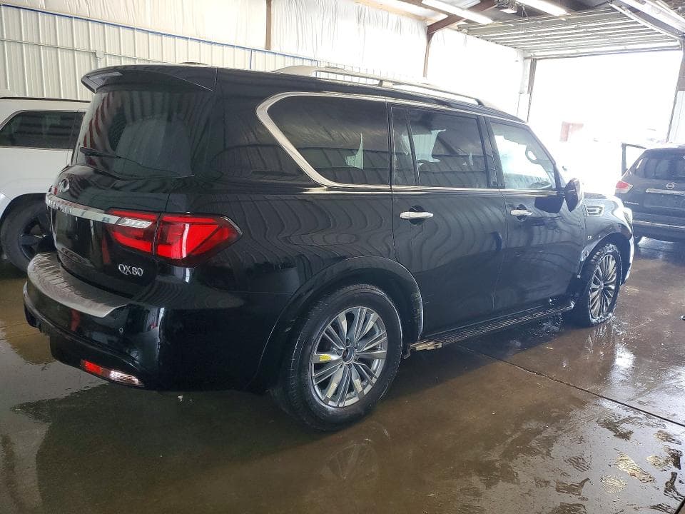 2019 INFINITI QX80 LUXE 3