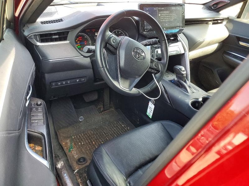 2021 TOYOTA VENZA LIMITED 8